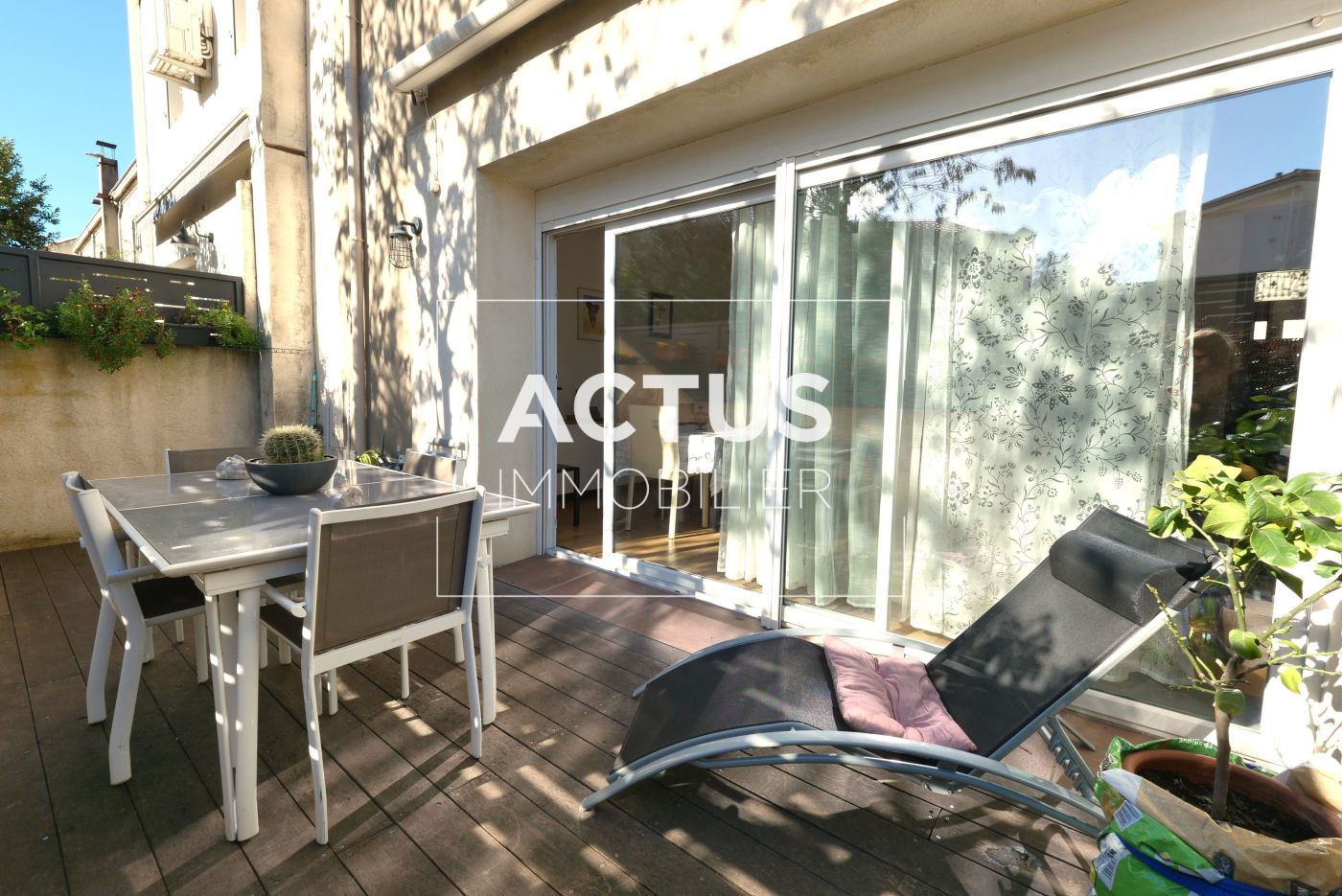 Agence immobilière de 