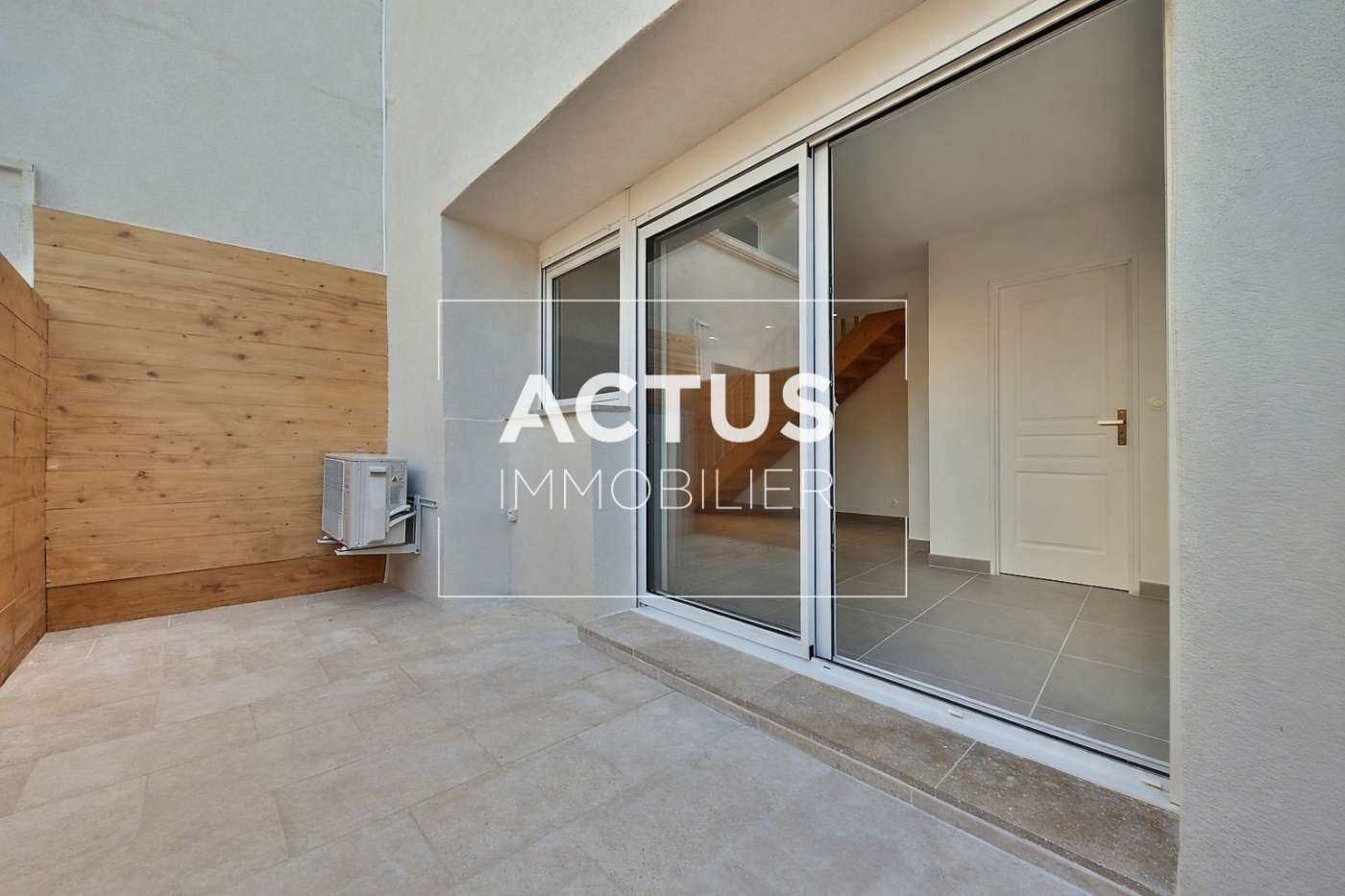 Agence immobilière de 