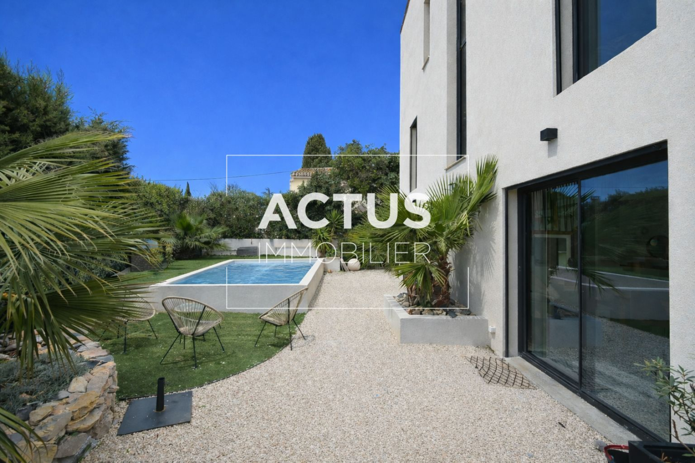 Agence immobilière de 