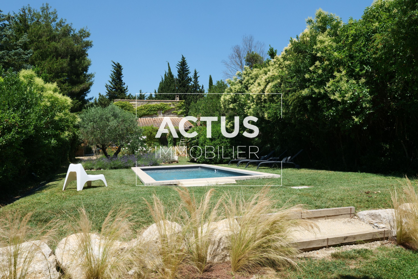 Agence immobilière de 