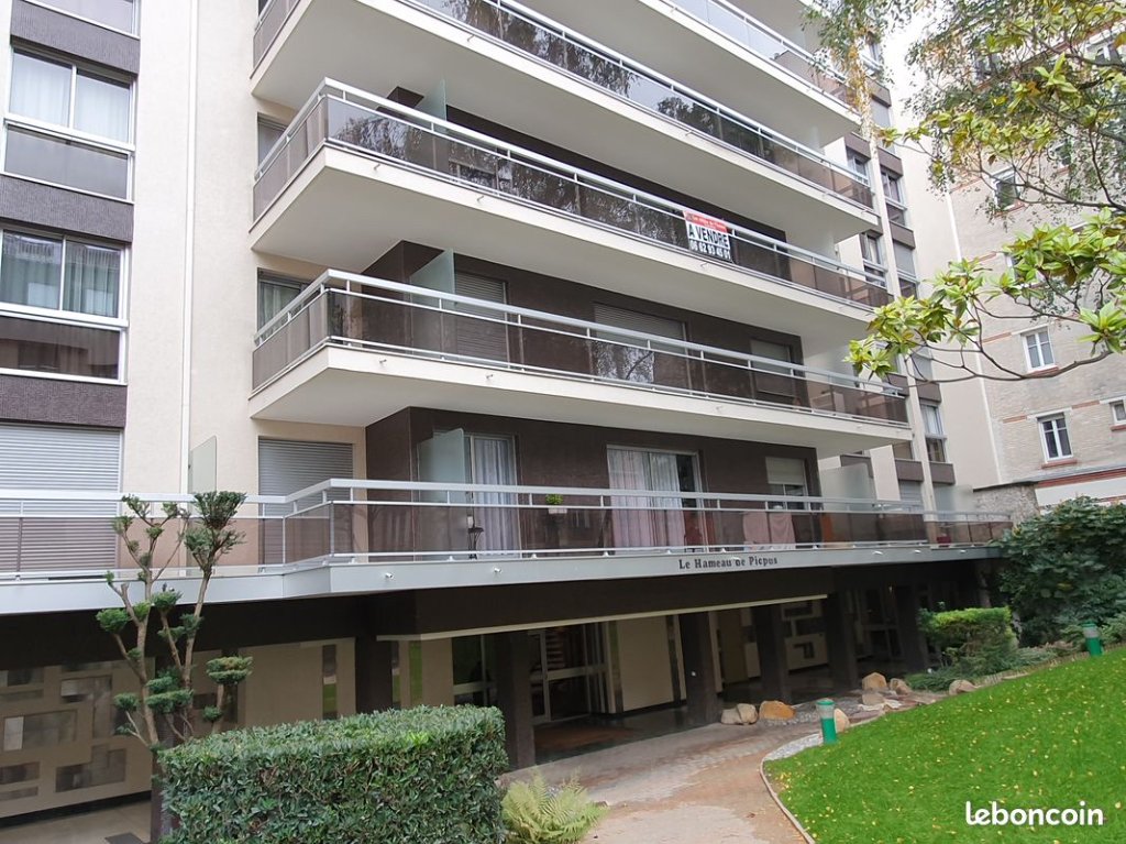 Vente Appartement  2 pièces - 54m² 75012 Paris