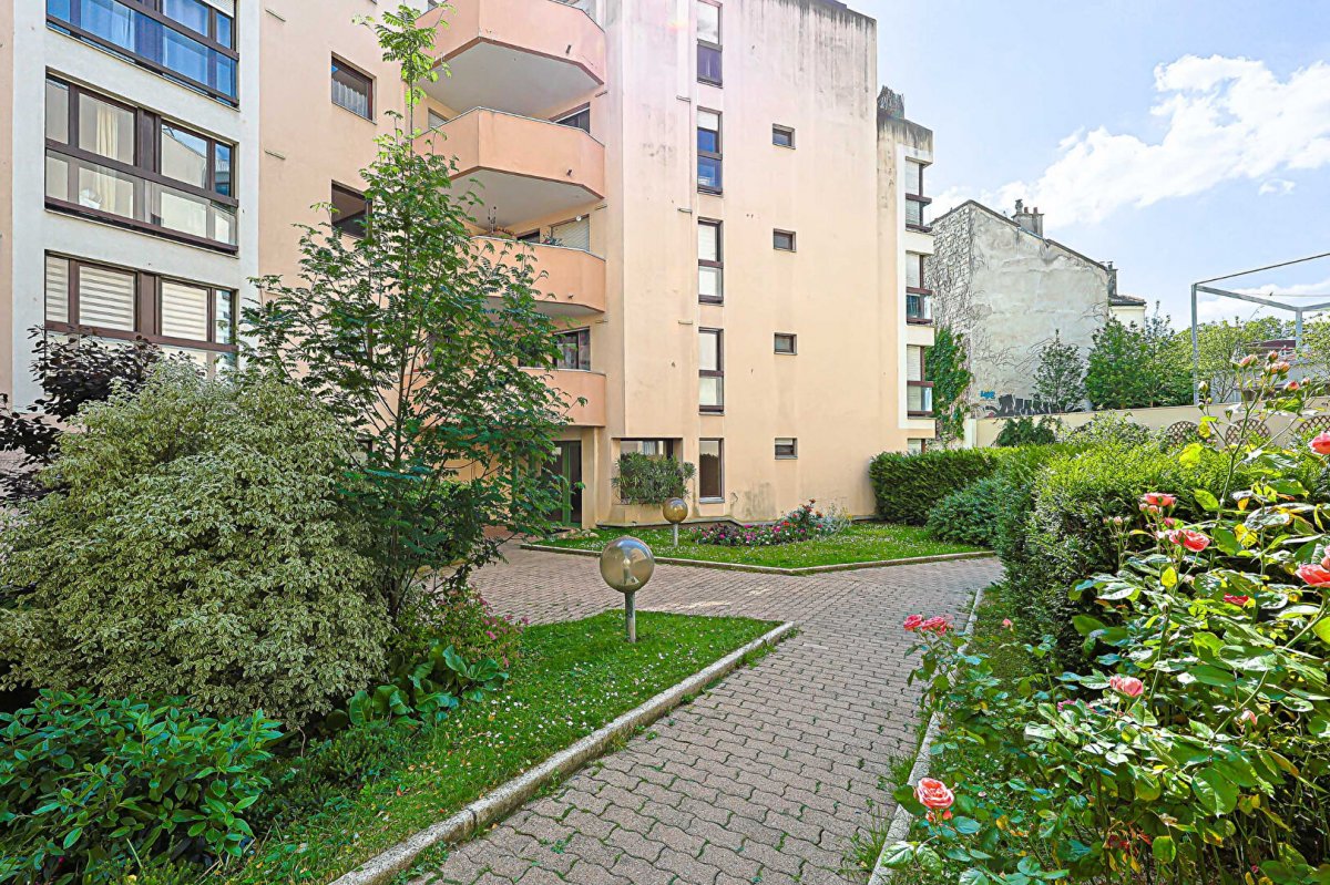 Vente Appartement  2 pièces - 52m² 75012 Paris