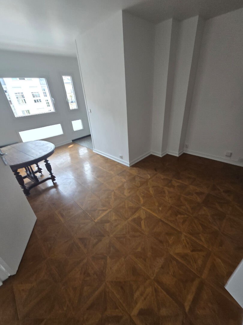 Location Appartement  2 pièces - 36m² 75012 Paris