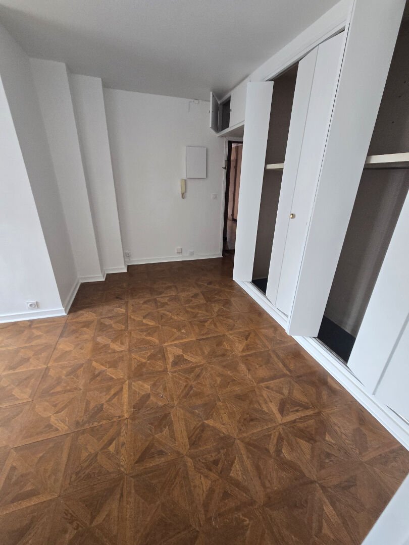 Location Appartement  2 pièces - 36m² 75012 Paris