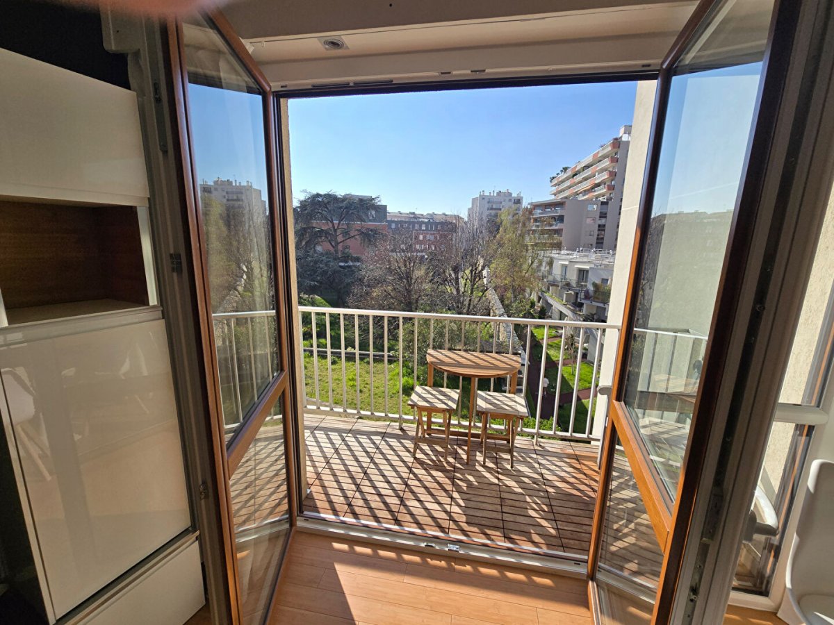 Location Appartement 1 pièce (studio) - 32.15m² 75012 Paris