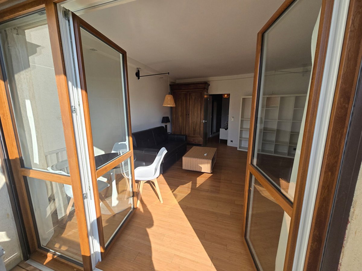 Location Appartement  1 pièce (studio) - 32.15m² 75012 Paris