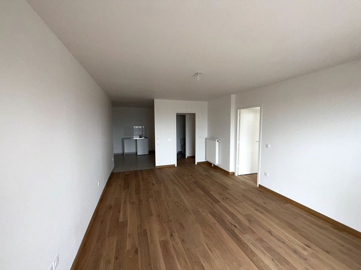 Location Appartement  4 pièces - 72.47m² 94310 Orly