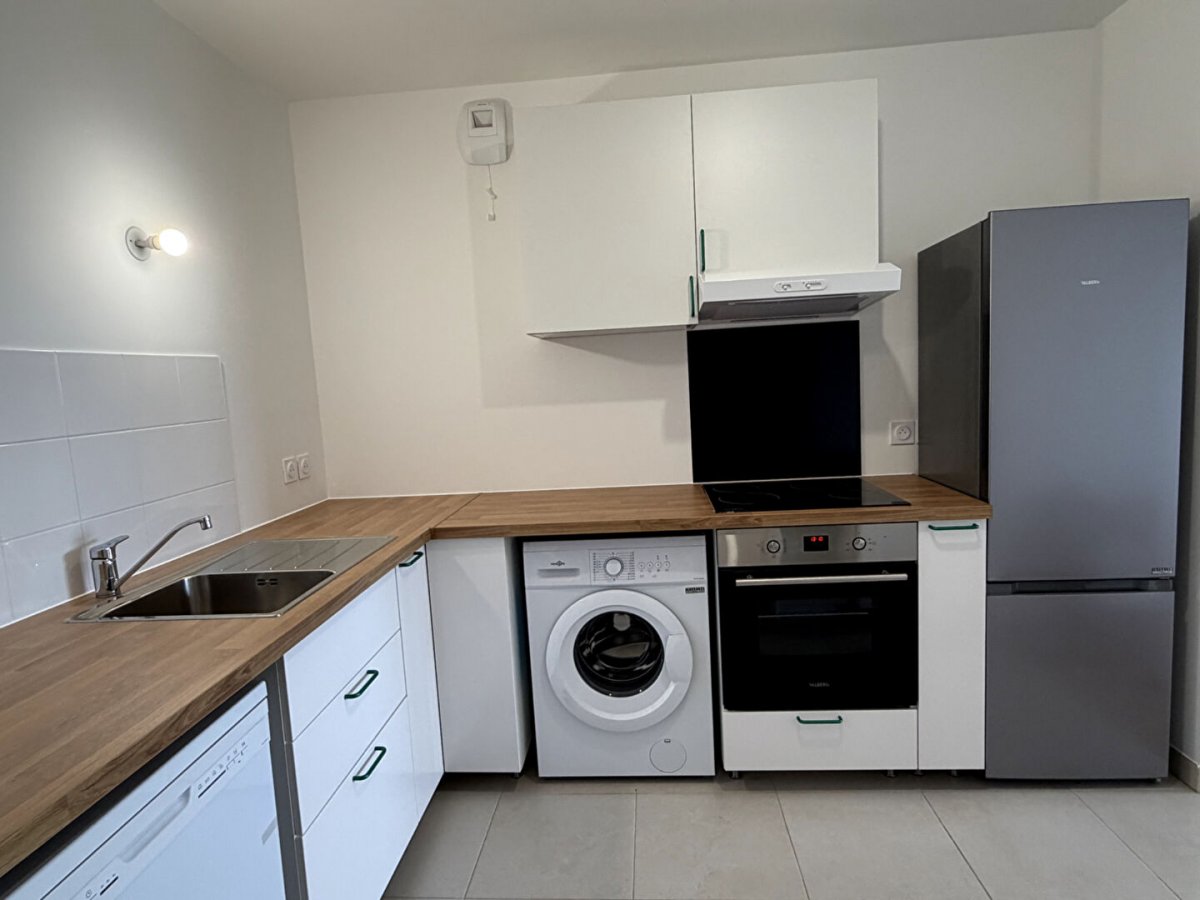 Location Appartement  4 pièces - 72.47m² 94310 Orly
