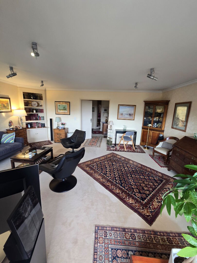 Vente Appartement 2 pièces - 61m² 75012 Paris