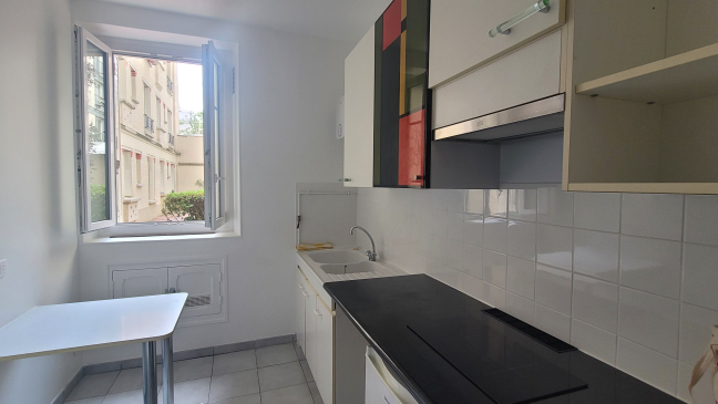 Location Appartement  1 pi�ce (studio) - 27m� 75014 Paris