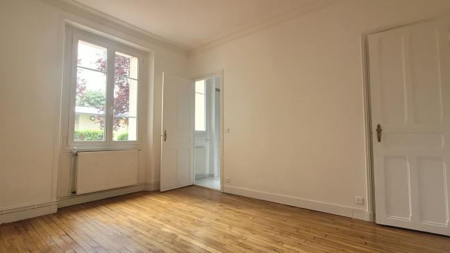 Location Appartement  1 pi�ce (studio) - 27m� 75014 Paris