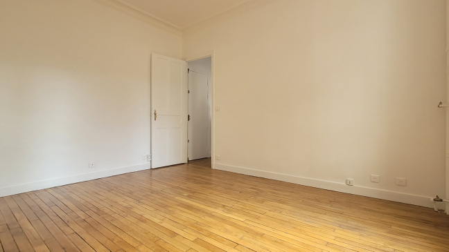 Location Appartement  1 pi�ce (studio) - 27m� 75014 Paris