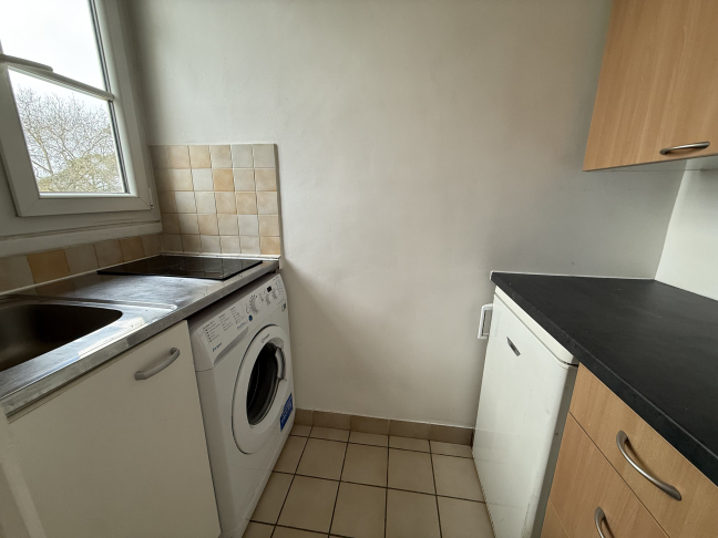 Location Appartement  1 pi�ce (studio) - 24m� 92330 Sceaux