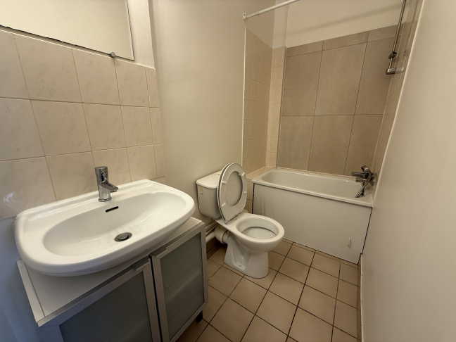 Location Appartement  1 pi�ce (studio) - 24m� 92330 Sceaux