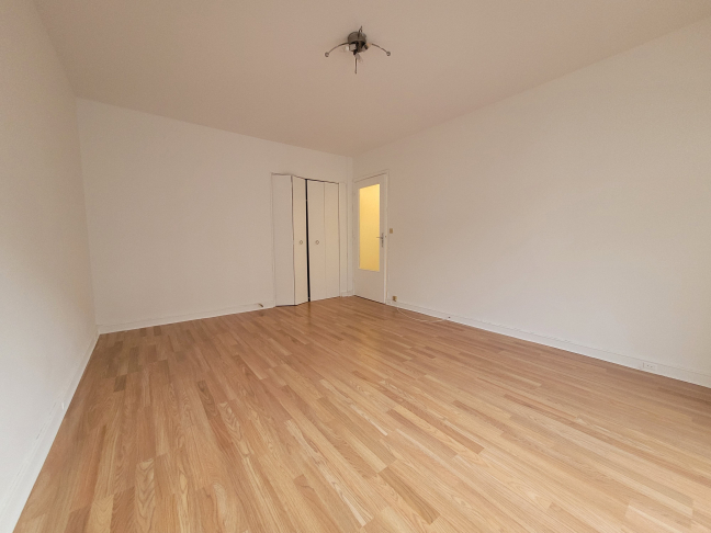 Location Appartement  2 pi�ces - 44m� 75014 Paris