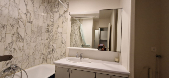 Location appartement meubléParis 75009