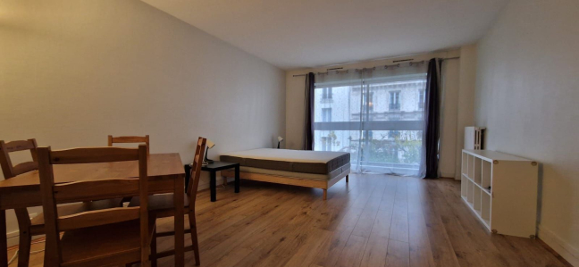 Location appartement meubléParis 75009