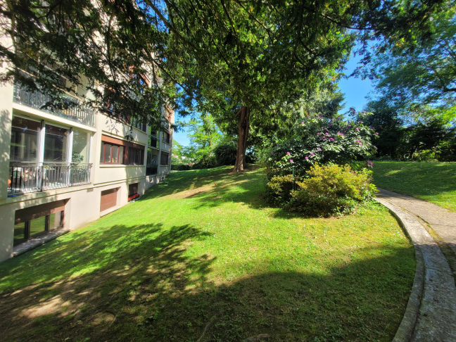Vente Appartement  4 pices - 96m 92420 Vaucresson