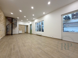 Location local commercial Paris 75007