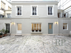 Location local commercial Paris 75007