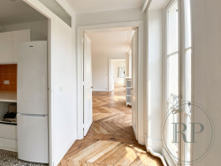 Location appartement Paris 75007