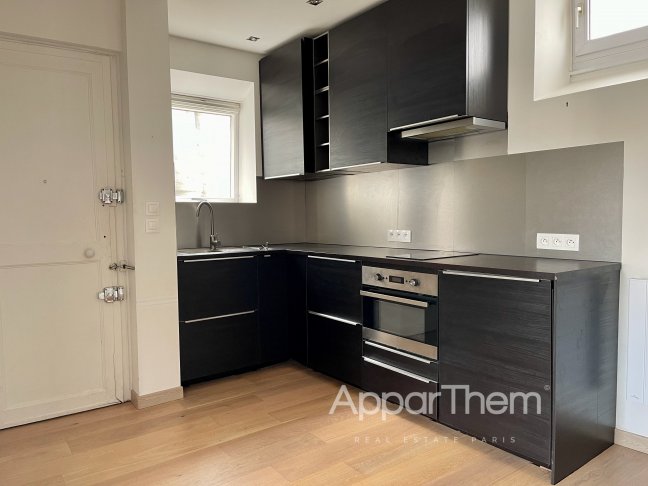 Vente Appartement  2 pices - 28.73m 75017 Paris