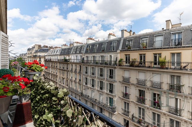 Vente Appartement  4 pices - 120m 75008 Paris