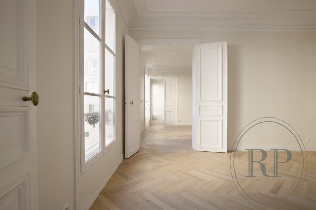 Vente Appartement  6 pices - 242.39m 75007 Paris