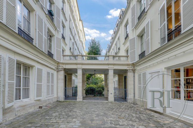 Vente Appartement  3 pices - 104m 75007 Paris