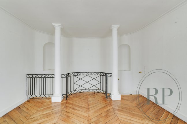 Location Appartement meubl 5 pices - 149.03m 75007 Paris