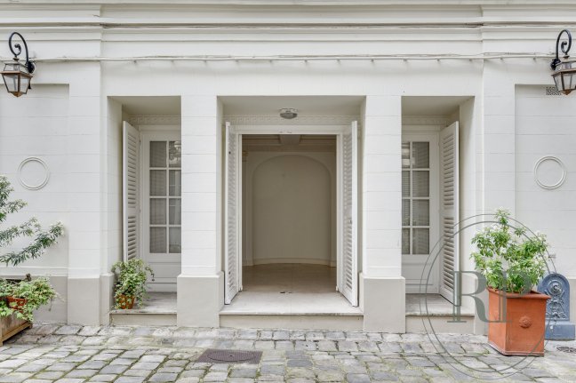 Location Appartement meubl 5 pices - 149.03m 75007 Paris
