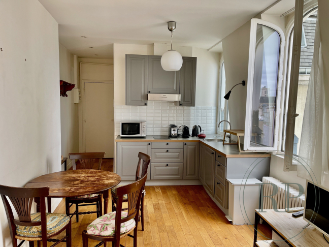 Location Appartement meubl 2 pices - 31m 75004 Paris