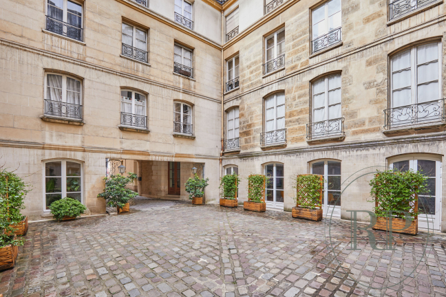 Vente Appartement 4 pièces - 118m² 75004 Paris