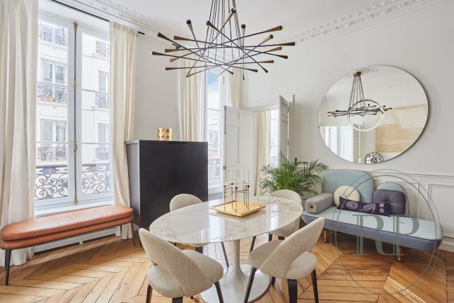 Vente Appartement  4 pices - 81.93m 75007 Paris