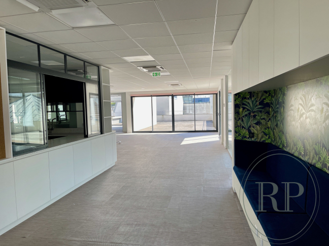 Location Bureau - 264m² 92400 Courbevoie
