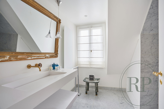 Vente Appartement 4 pièces - 122m² 75006 Paris