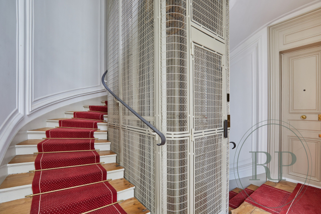 Vente Appartement 3 pièces - 73m² 75006 Paris