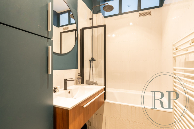 Vente Appartement 5 pièces - 148m² 75007 Paris