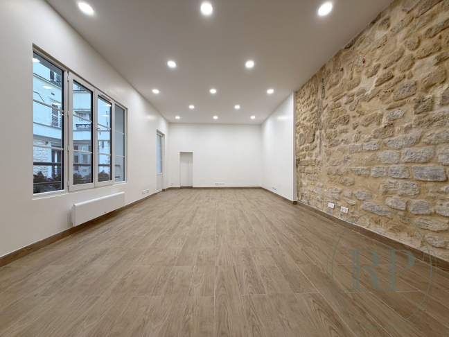 Location Local commercial  2 pi�ces - 98m� 75007 Paris