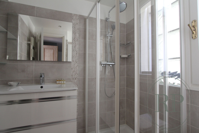 Vente Appartement 3 pièces - 95m² 75008 Paris