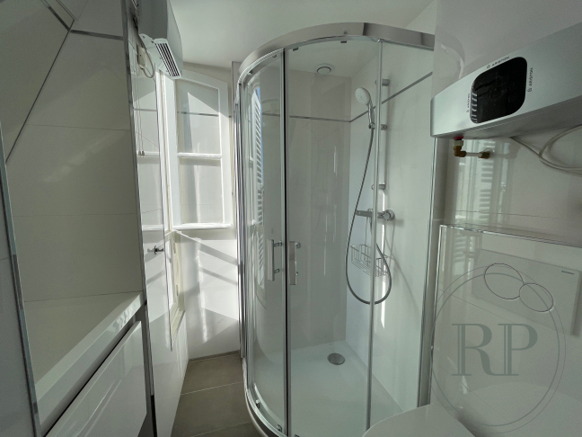 Location Appartement meubl� 1 pi�ce (studio) - 21m� 75007 Paris