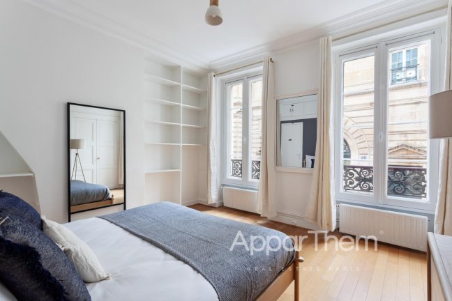 Location Appartement  4 pices - 105m 75007 Paris