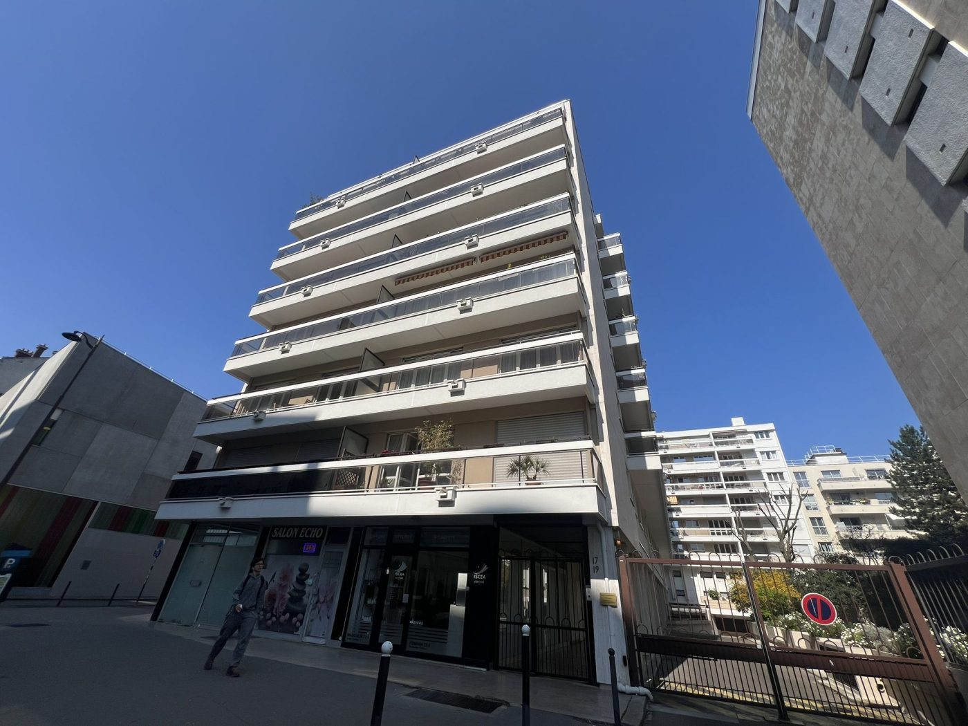 Agence immobilière de 