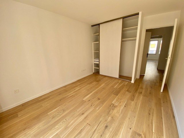 Location Appartement  3 pices - 71.6m 75016 Paris