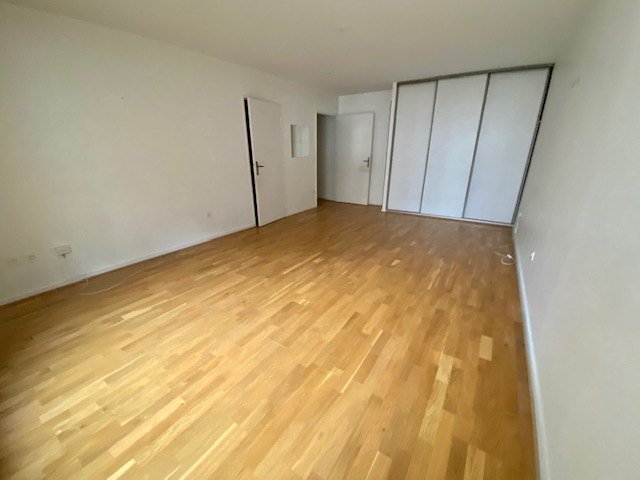 Location Appartement  1 pice (studio) - 38m 75016 Paris