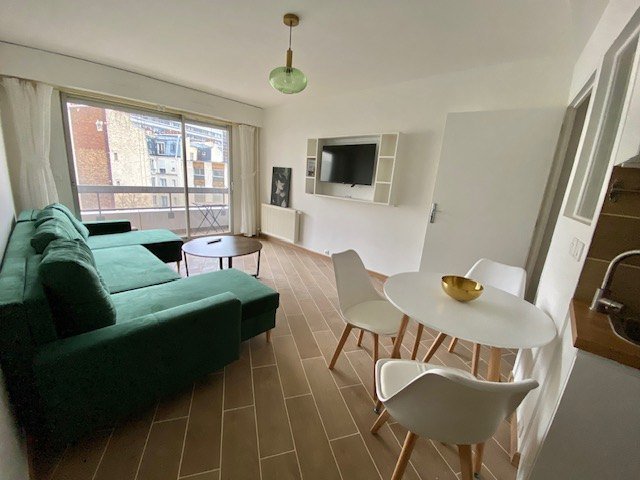 Location Appartement  2 pices - 38m 75015 Paris