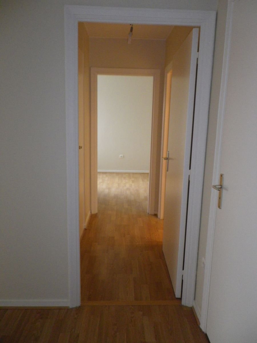 Location Appartement  2 pices - 57.1m  Paris
