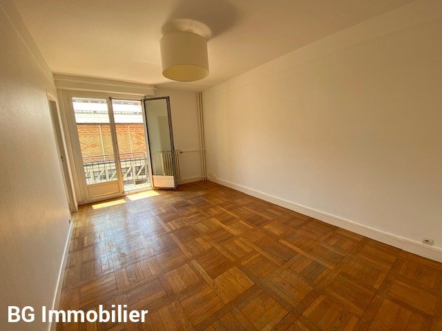 Location Appartement  3 pices - 63m 75015 Paris