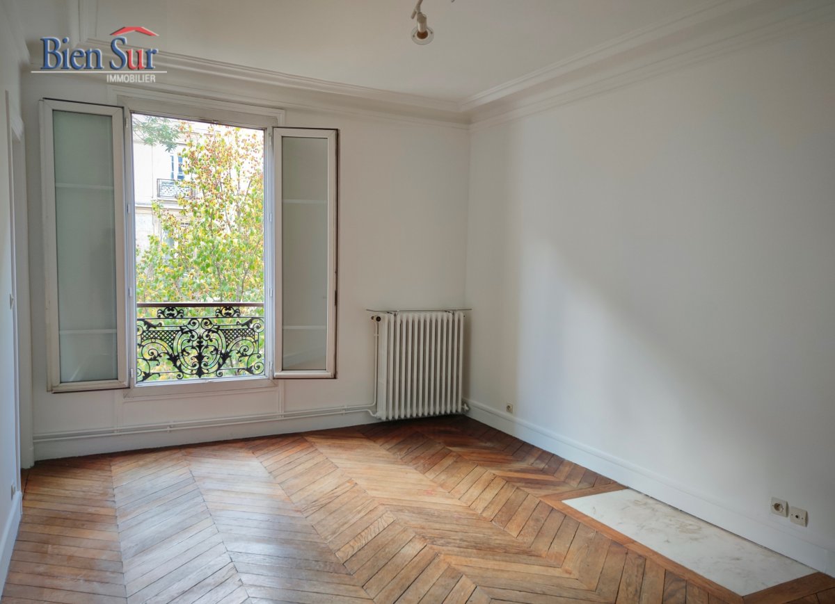 Vente Appartement  3 pices - 53.05m 75018 Paris