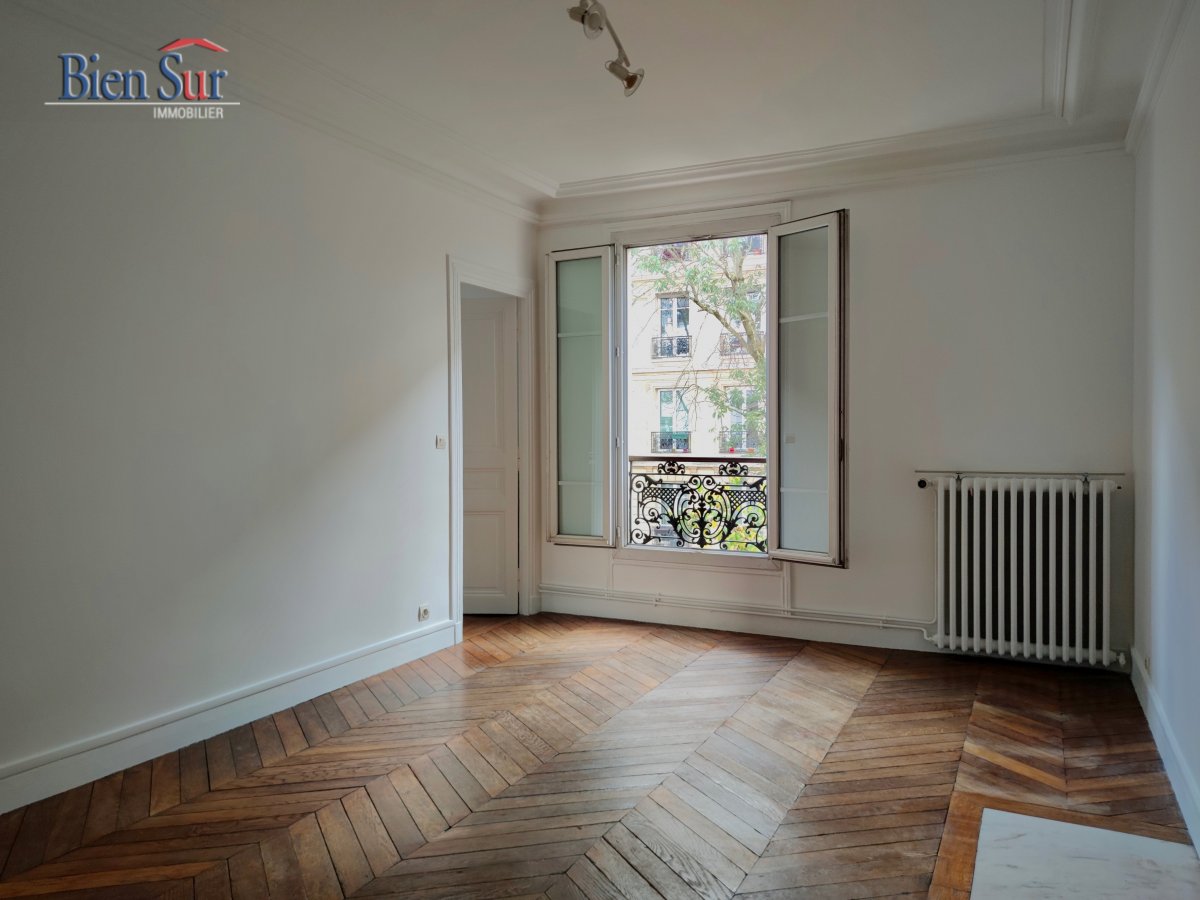 Vente Appartement  3 pices - 53.05m 75018 Paris